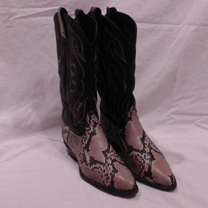 Tony Lama woman's Python cowboy boots size 7